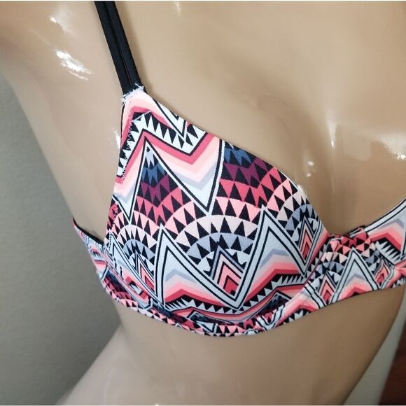 32A PINK Victoria's Secret Unlined Bra - Picture 3 of 9